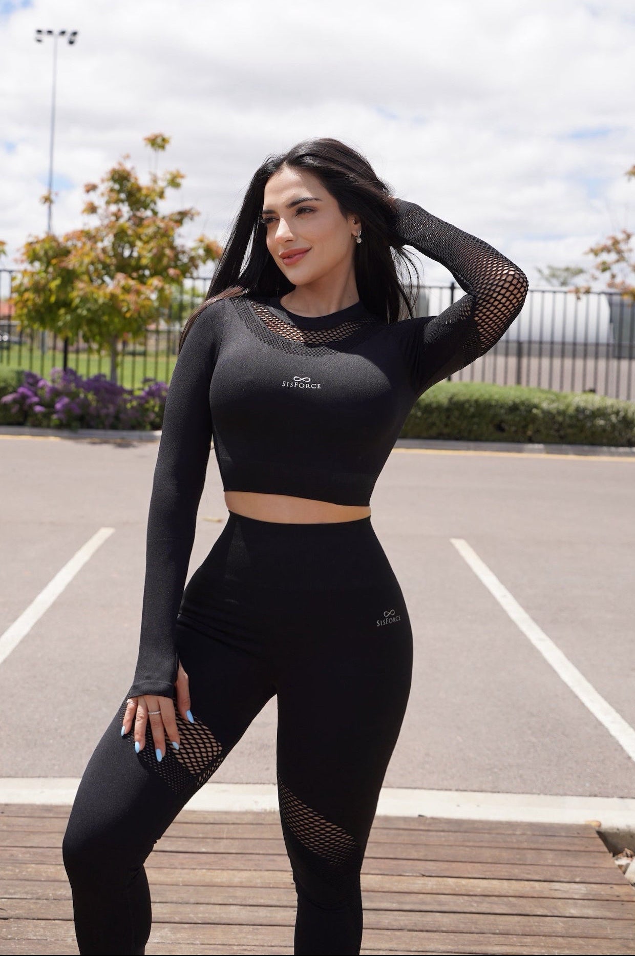 Exotica Crop long sleeve top